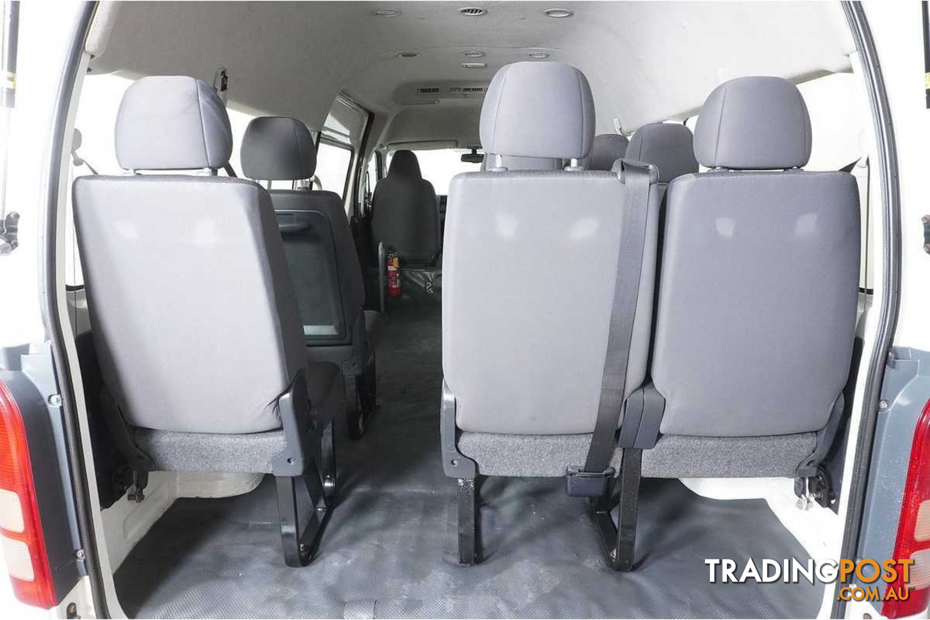 2017 TOYOTA HIACE COMMUTER KDH223R MY16 BUS