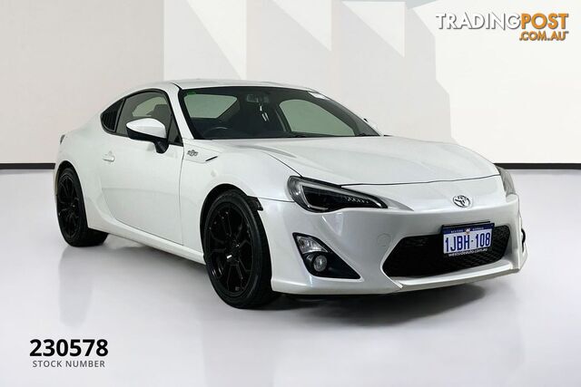 2014 TOYOTA 86 GT ZN6 MY14 2D COUPE