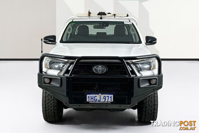 2021 TOYOTA HILUX SR (4X4) GUN126R DOUBLE C/CHAS - photo 3 of 27