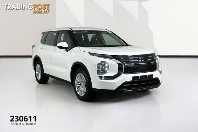 2024 MITSUBISHI OUTLANDER ES 7 SEAT ZM 4D WAGON