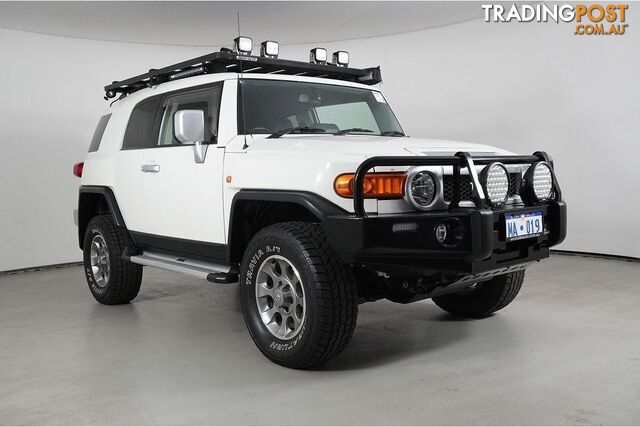 2011 TOYOTA FJ  GSJ15R WAGON