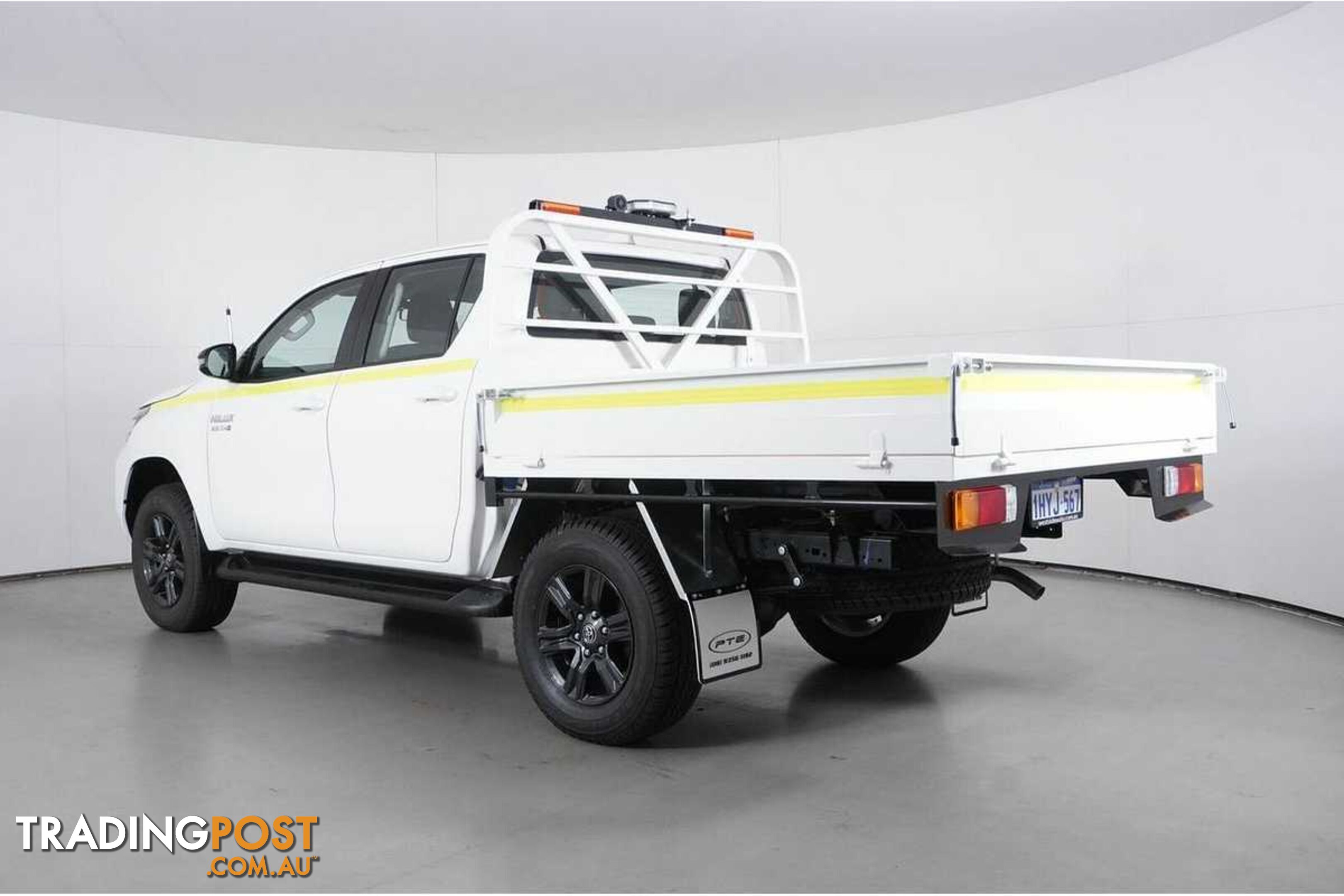 2022 TOYOTA HILUX SR (4X4) GUN126R DOUBLE CAB CHASSIS