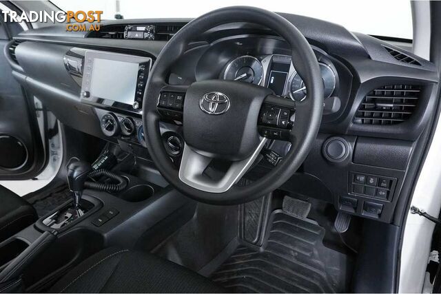 2022 TOYOTA HILUX SR (4X4) GUN126R DOUBLE CAB CHASSIS