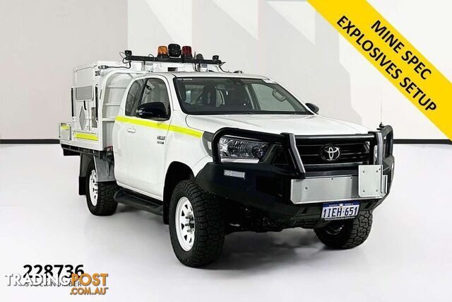 2024 TOYOTA HILUX SR (4X4) GUN126R X CAB C/CHAS