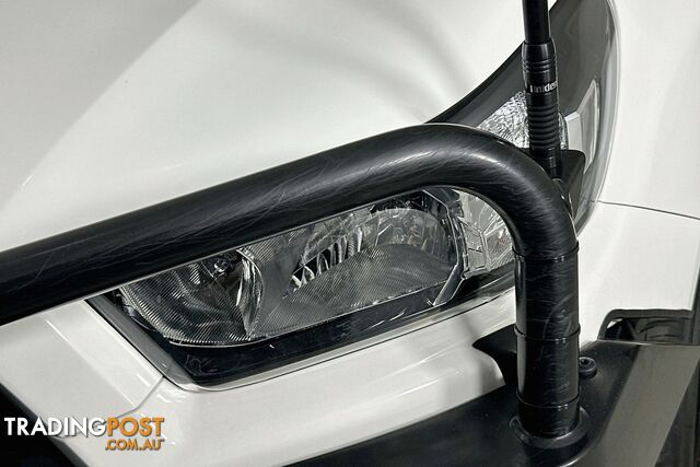 2024 TOYOTA HILUX SR (4X4) GUN126R DOUBLE C/CHAS - photo 3 of 26