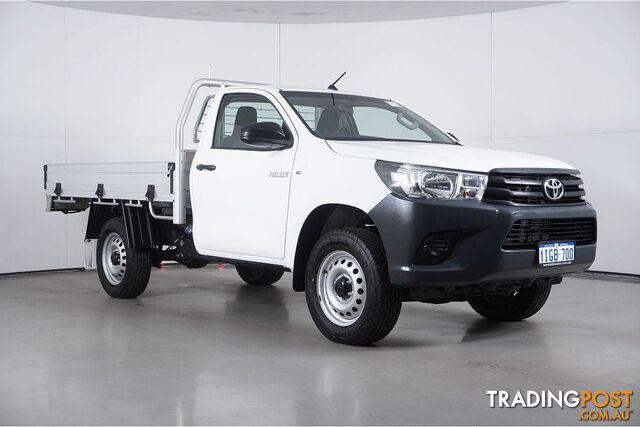 2017 TOYOTA HILUX WORKMATE (4X4) GUN125R CAB CHASSIS