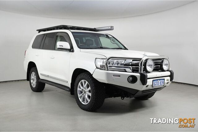 2017 TOYOTA LANDCRUISER SAHARA (4X4) VDJ200R MY16 WAGON