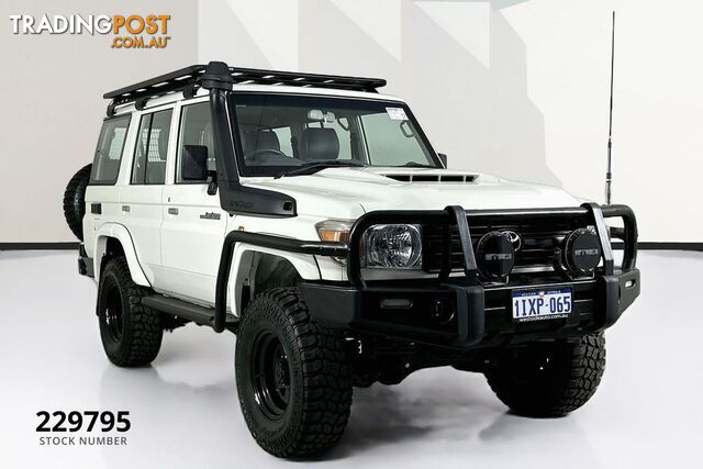 2019 TOYOTA LANDCRUISER WORKMATE (4X4) VDJ76R MY18 4D WAGON