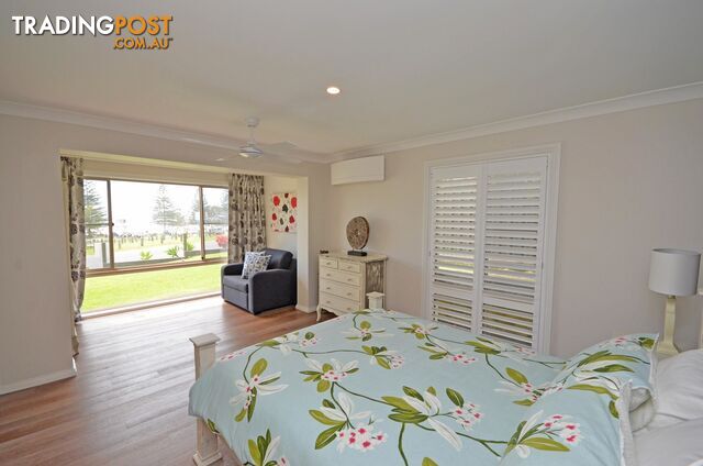 7 Beach Street Bonny Hills NSW 2445