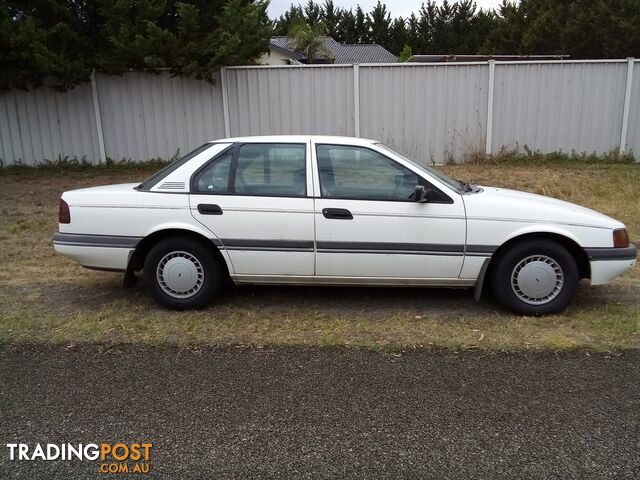 1990 EA Ford Fairmont Falcon Sedan Automatic