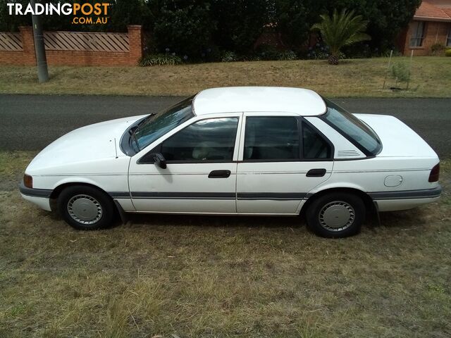 1990 EA Ford Fairmont Falcon Sedan Automatic