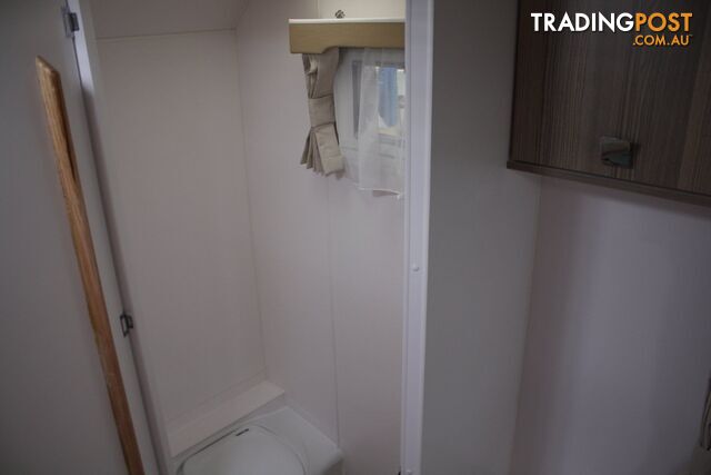 AUSSIE LUXURY - photo 2 of 50
