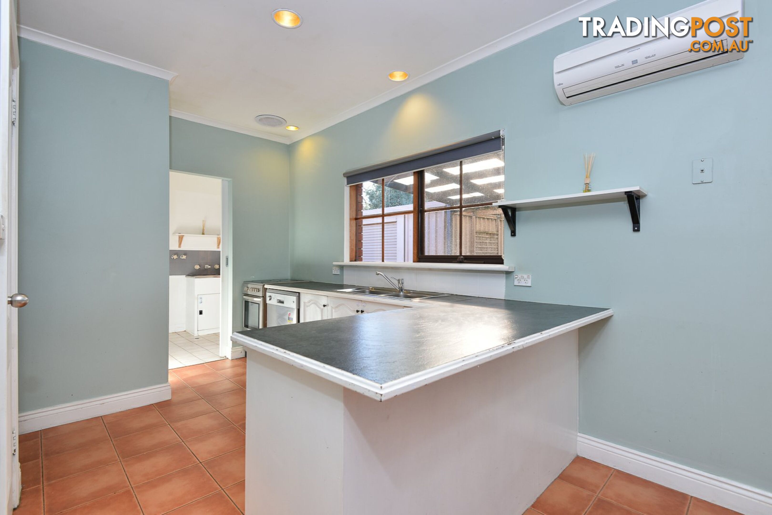 16 Higgins Street ENCOUNTER BAY SA 5211