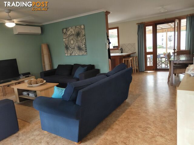 25 Channon Street PORT ELLIOT SA 5212