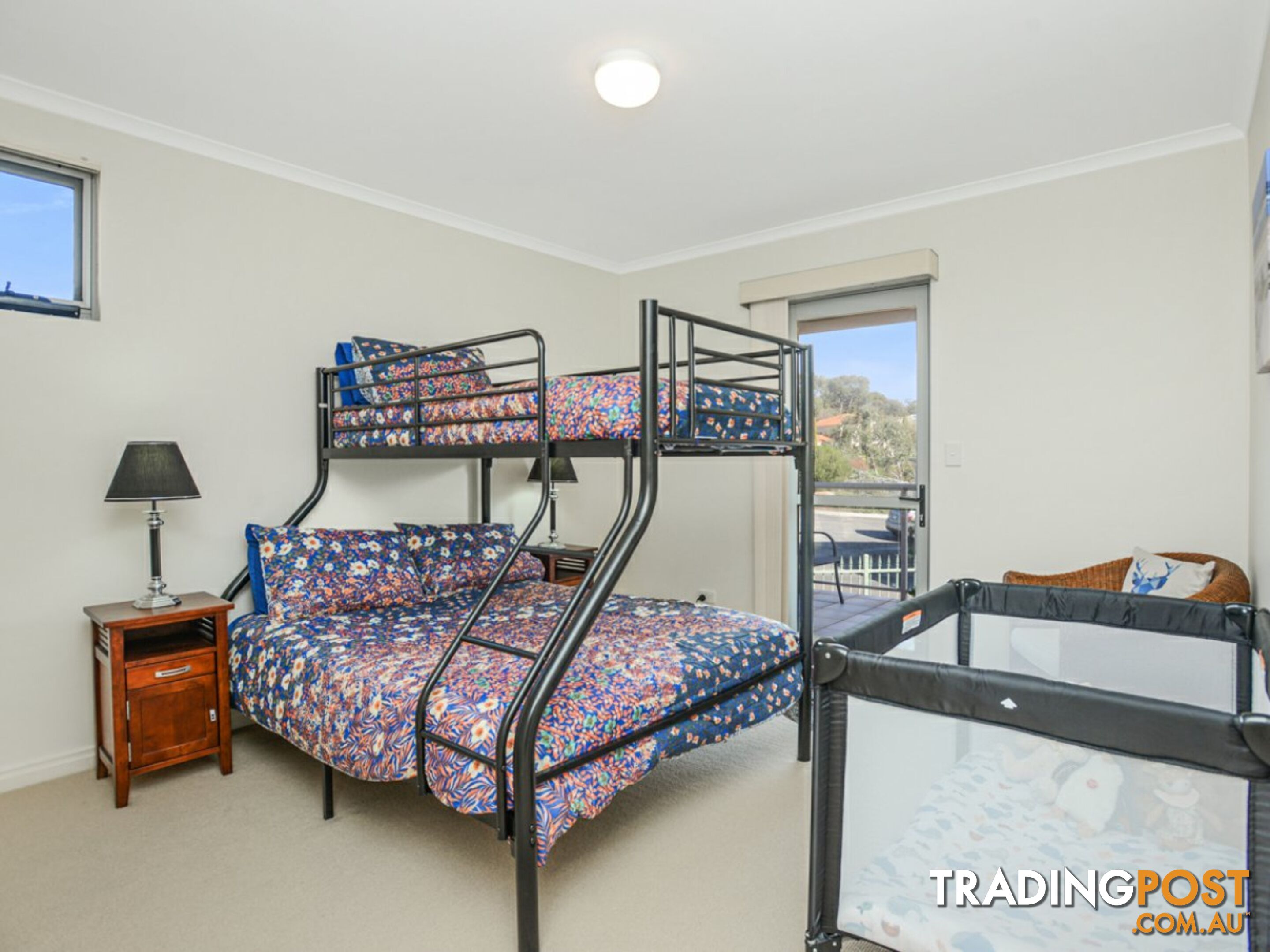 16/2 Solway Crescent ENCOUNTER BAY SA 5211