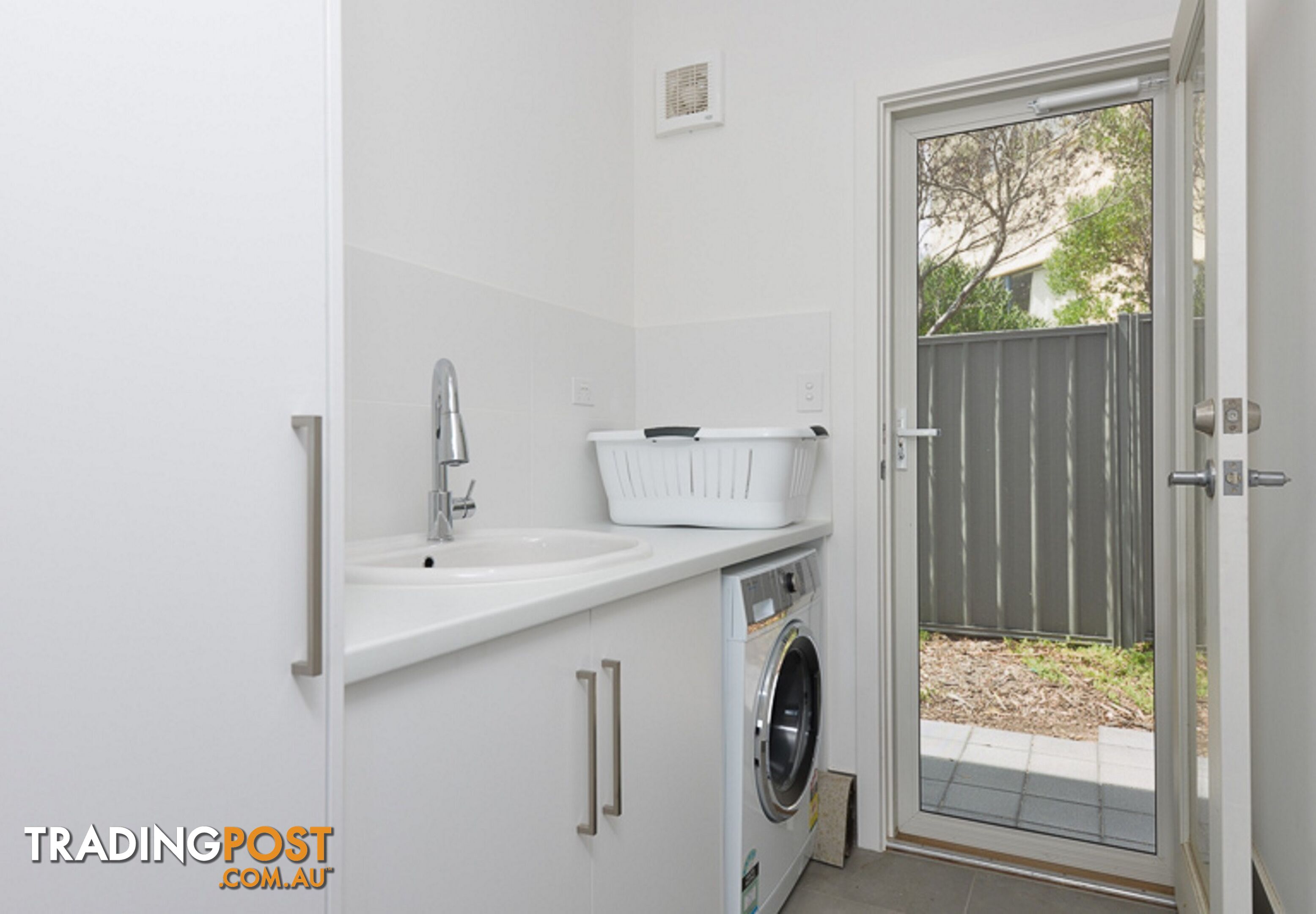 10 Bennett Road PORT ELLIOT SA 5212