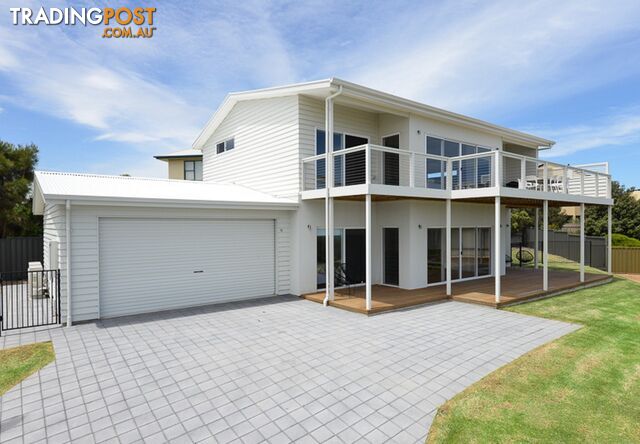 10 Bennett Road PORT ELLIOT SA 5212