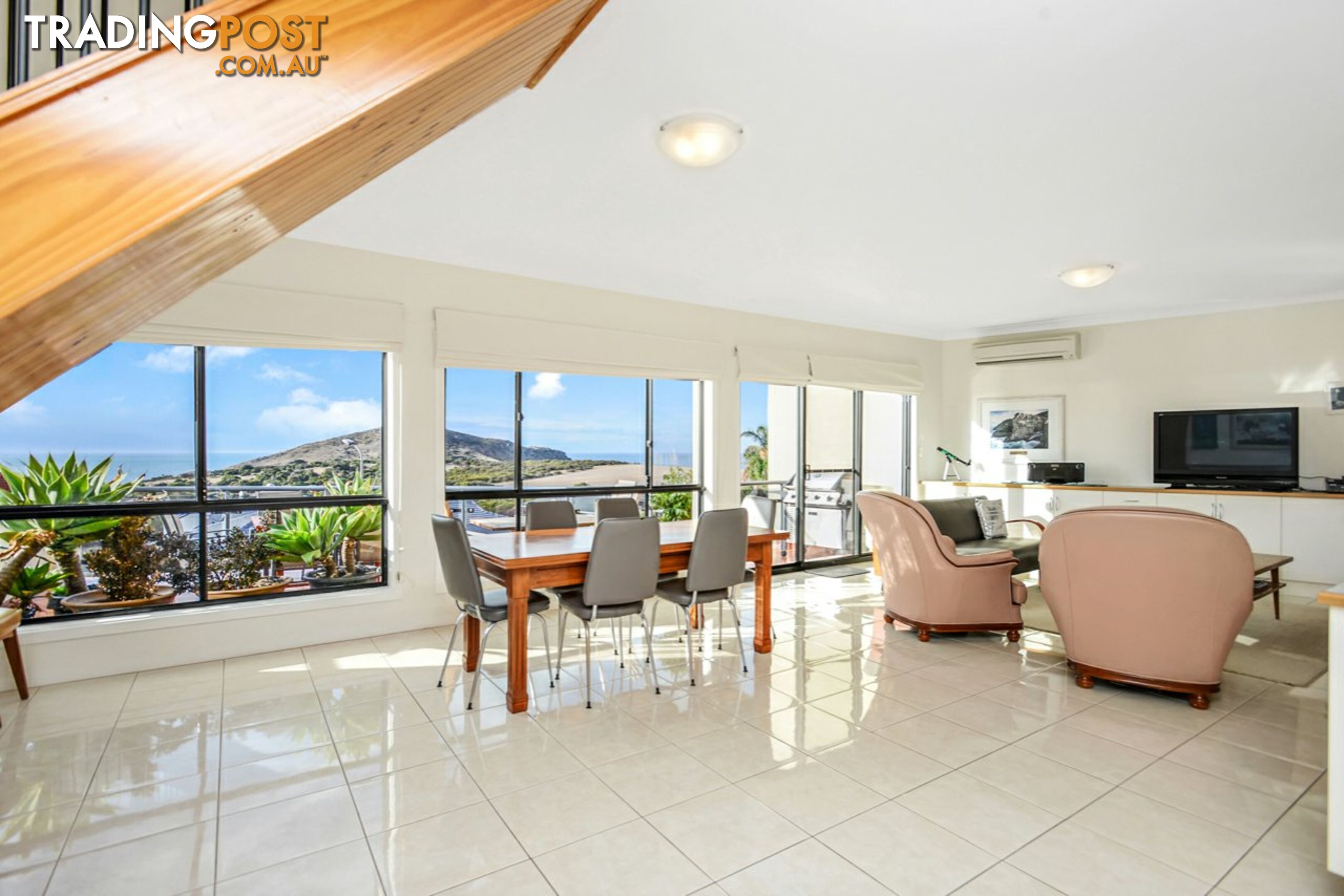 3 Thompson Court ENCOUNTER BAY SA 5211