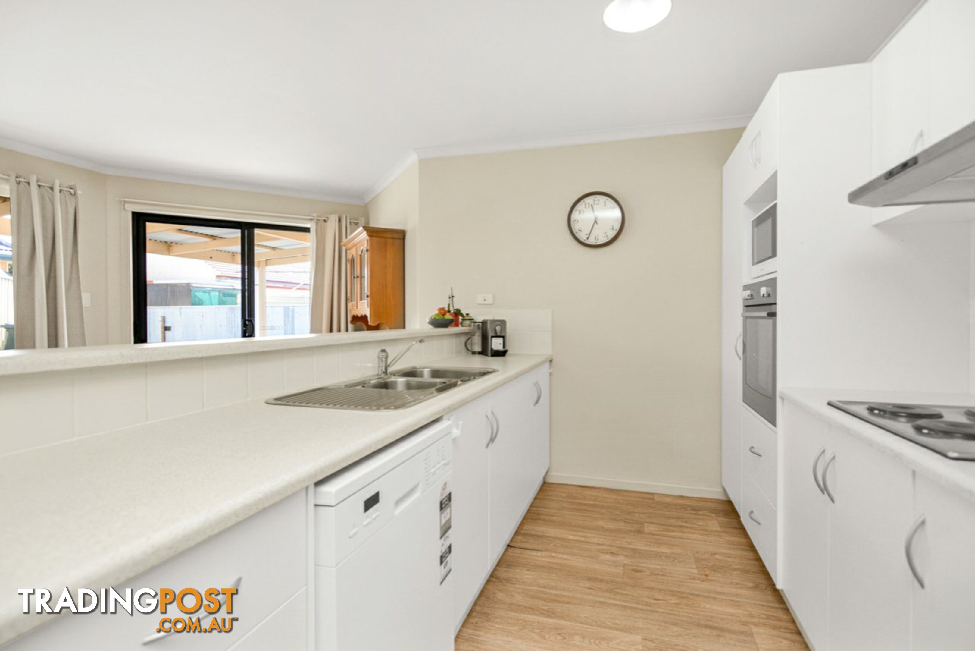 28 Leworthy Street VICTOR HARBOR SA 5211