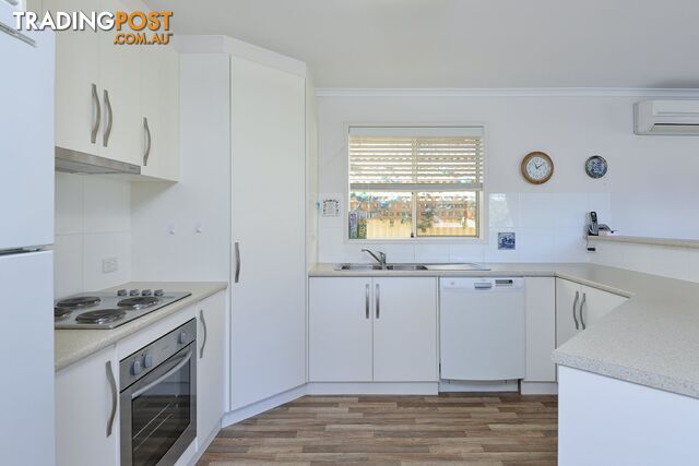 19 James Avenue VICTOR HARBOR SA 5211