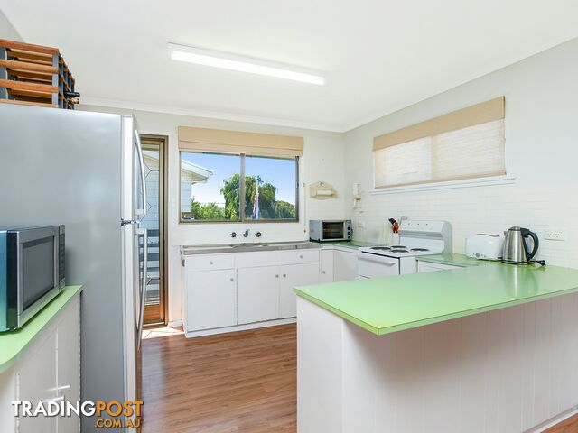 1 Henry Street ENCOUNTER BAY SA 5211