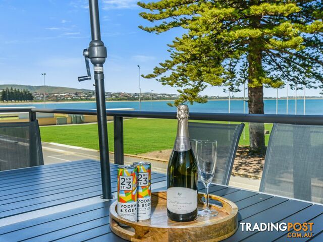 4/16 Flinders Parade VICTOR HARBOR SA 5211