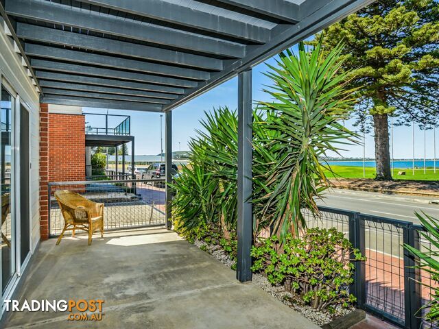 4/16 Flinders Parade VICTOR HARBOR SA 5211