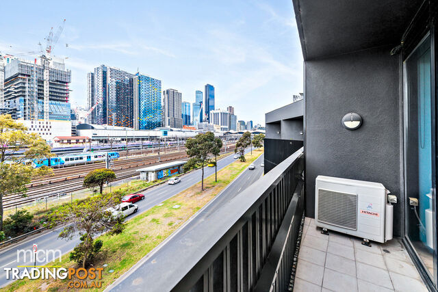 310/673 La Trobe Street DOCKLANDS VIC 3008