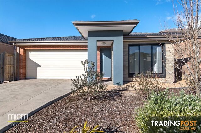 15 Seacoast Street POINT COOK VIC 3030