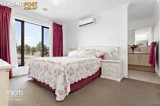 28 Seagrass Crescent POINT COOK VIC 3030