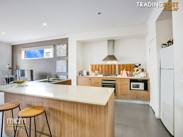 15 Broadbeach Circuit POINT COOK VIC 3030