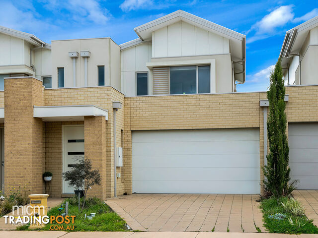 15 Broadbeach Circuit POINT COOK VIC 3030