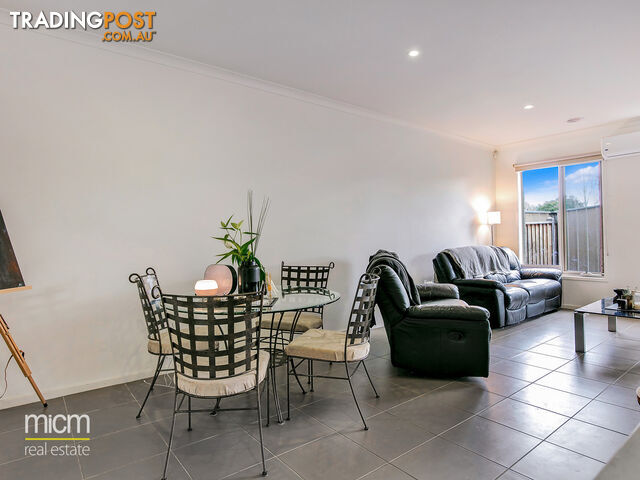 15 Broadbeach Circuit POINT COOK VIC 3030