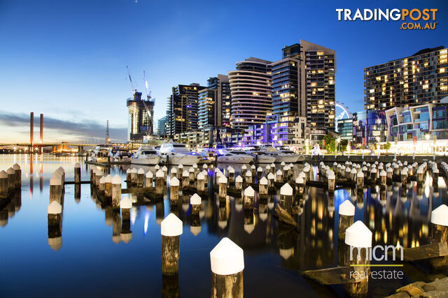 2711B/100 Harbour Esplanade DOCKLANDS VIC 3008