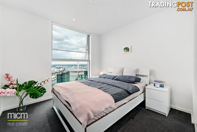 3707E/888 Collins Street DOCKLANDS VIC 3008