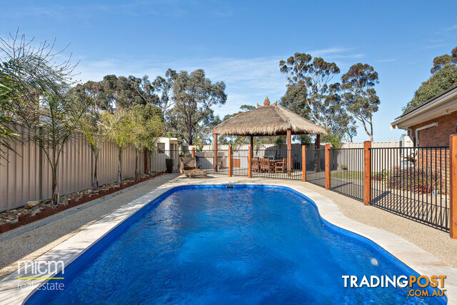 5 Grosvenor Place WERRIBEE VIC 3030