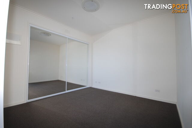 808/63 Whiteman Street SOUTHBANK VIC 3006