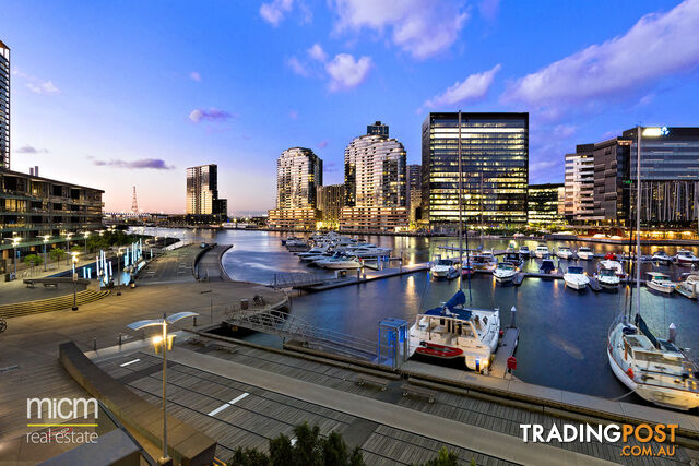 305/94 River Esplanade DOCKLANDS VIC 3008