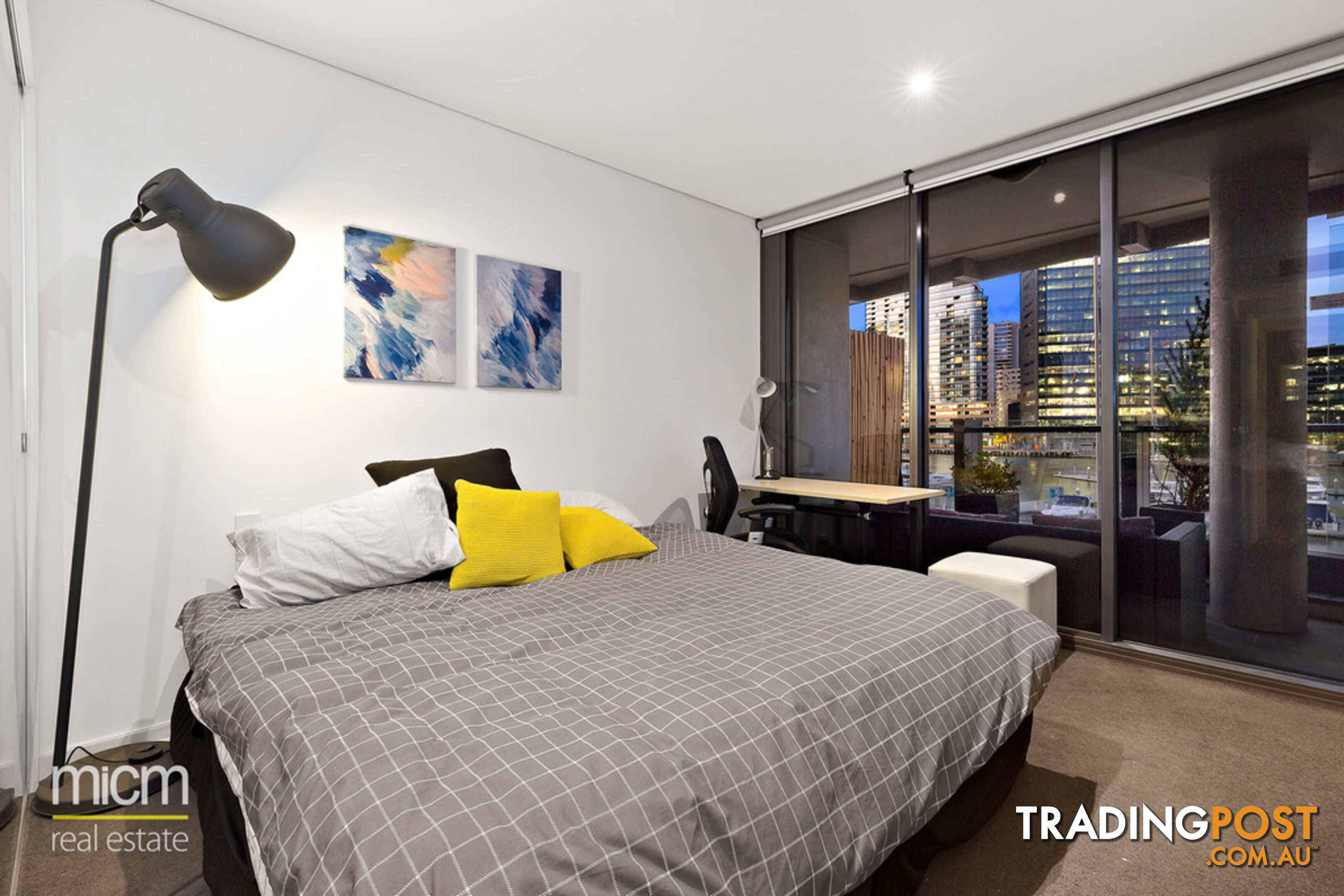 305/94 River Esplanade DOCKLANDS VIC 3008