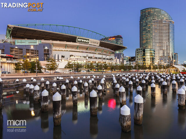 2311B/100 Harbour Esplanade DOCKLANDS VIC 3008