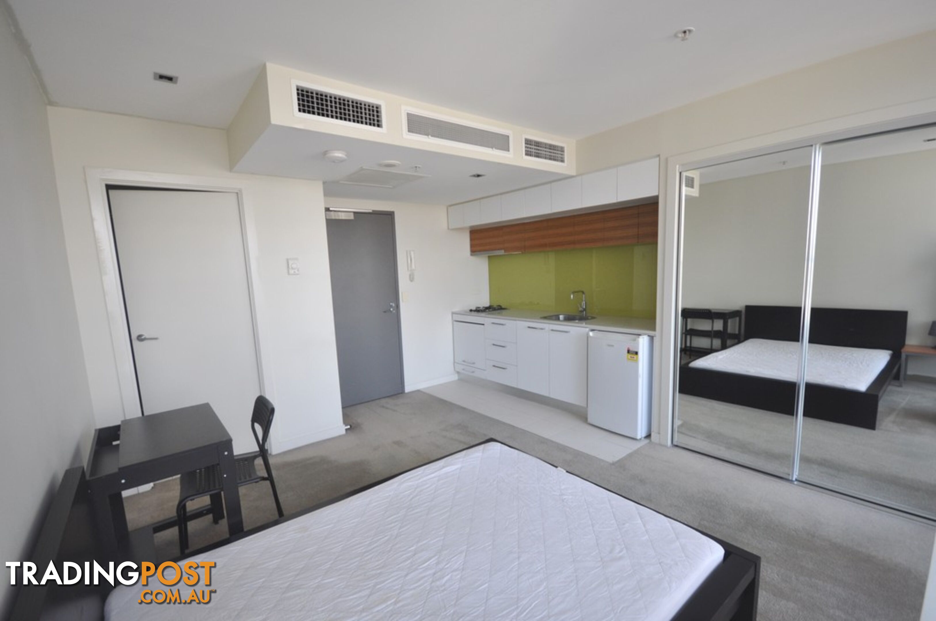 2311B/100 Harbour Esplanade DOCKLANDS VIC 3008