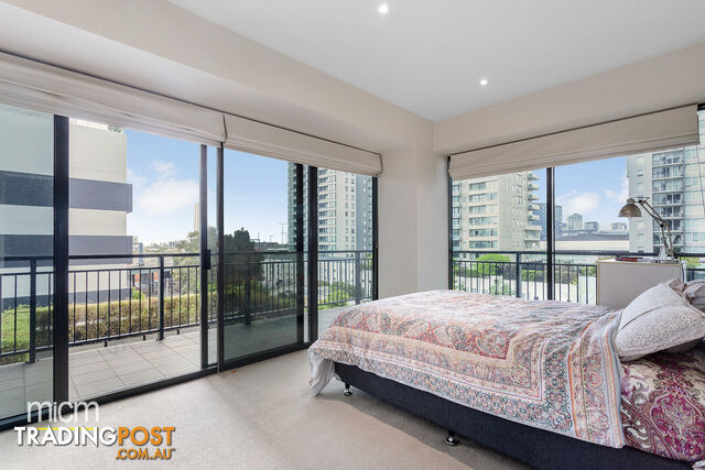 706/80 Clarendon Street SOUTHBANK VIC 3006