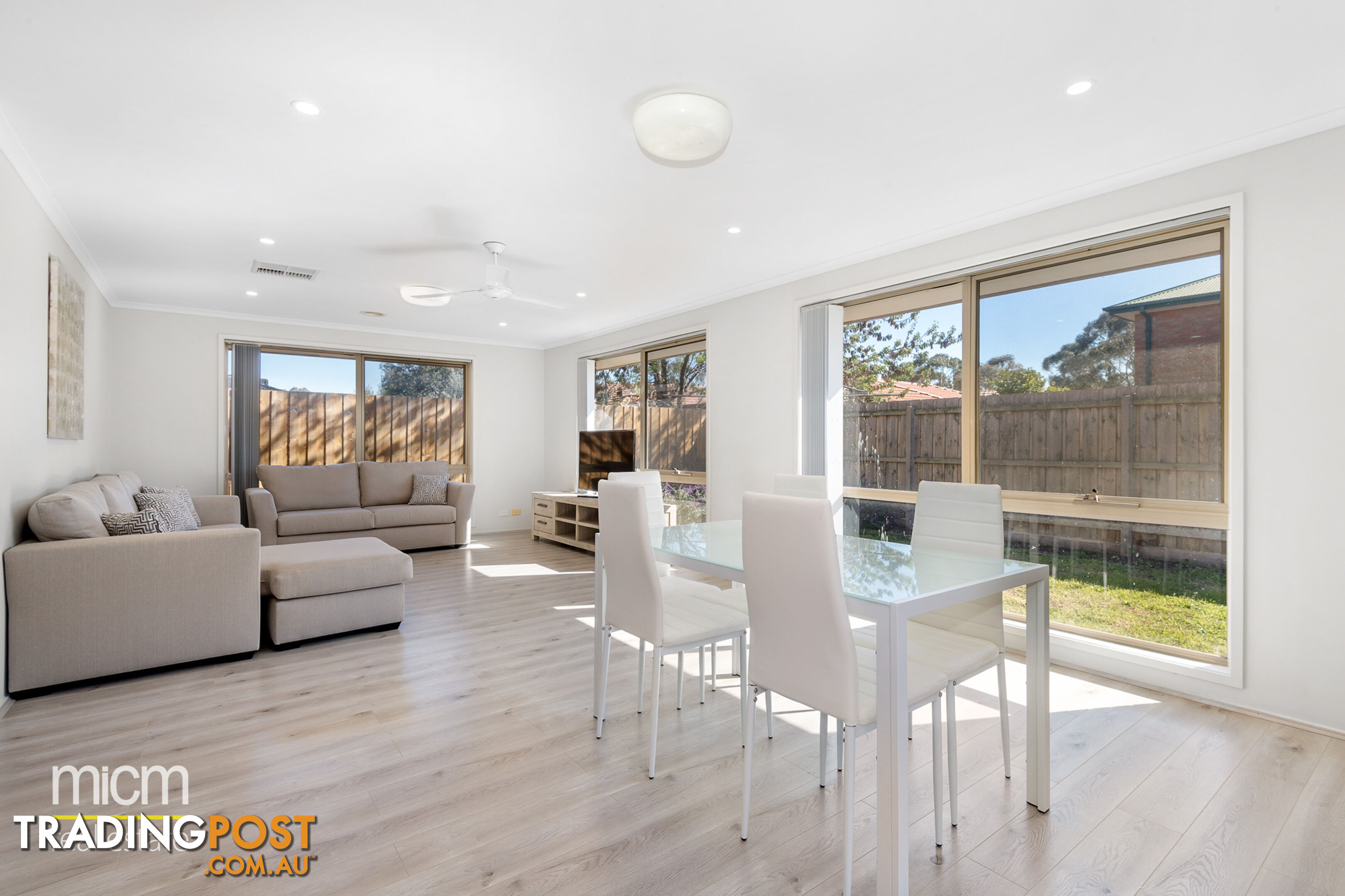 12 Spinningdale Close SEABROOK VIC 3028