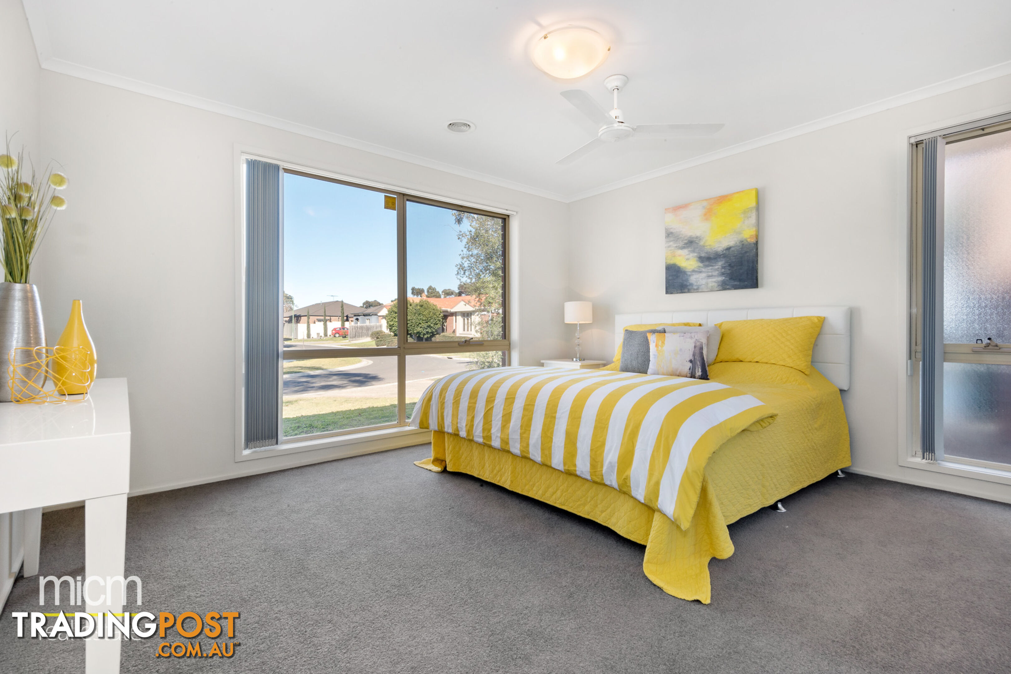 12 Spinningdale Close SEABROOK VIC 3028