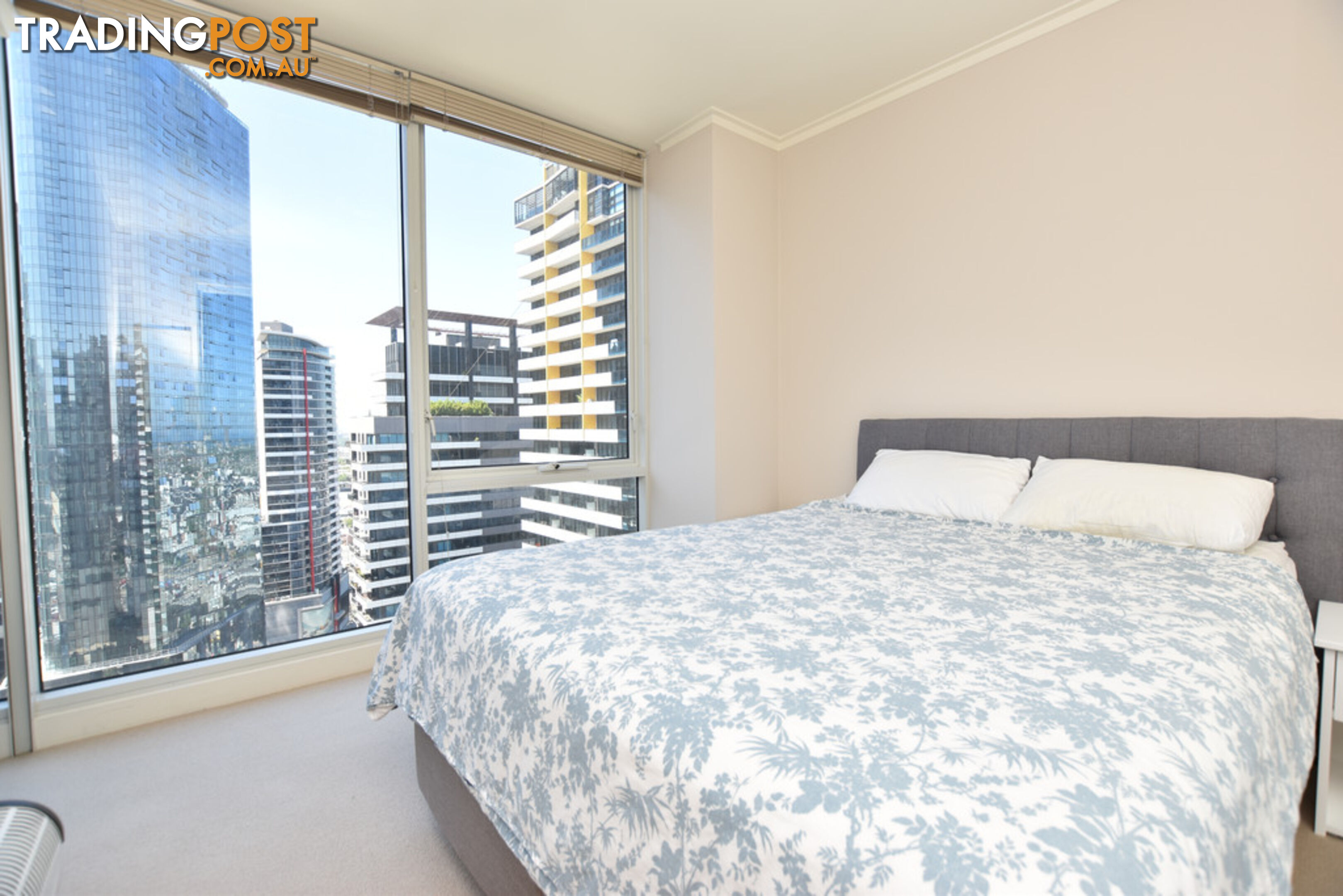 2407/63 Whiteman Street SOUTHBANK VIC 3006