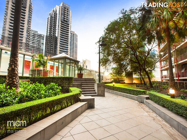 1703/83 Queensbridge Street SOUTHBANK VIC 3006