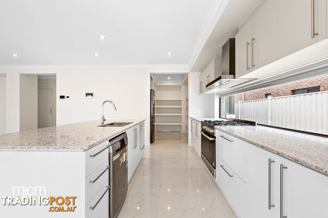 25 Spinner Way POINT COOK VIC 3030
