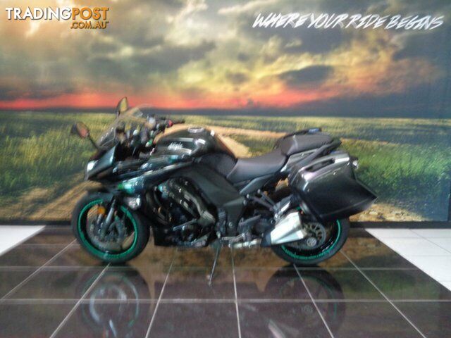 2016 Kawasaki Ninja 1000   BLACK