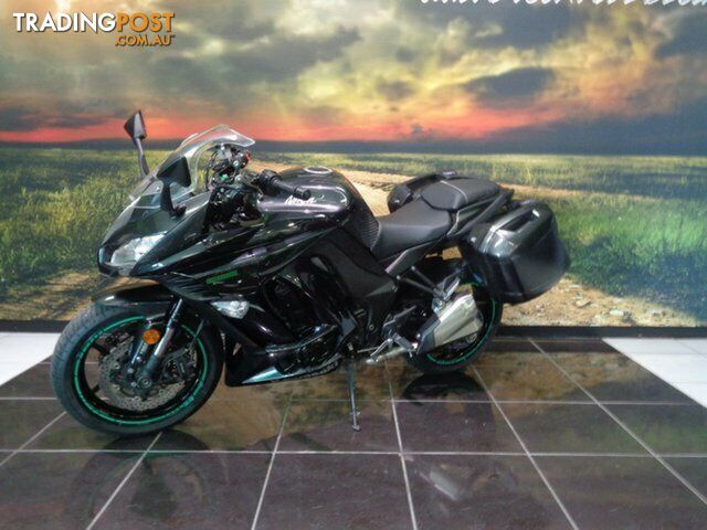 2016 Kawasaki Ninja 1000   BLACK