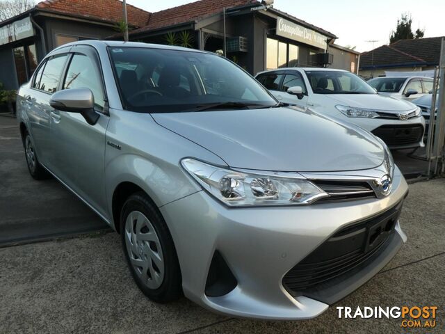 2018 TOYOTA COROLLA AXIO(HYBRID) NKE165 4D SEDAN